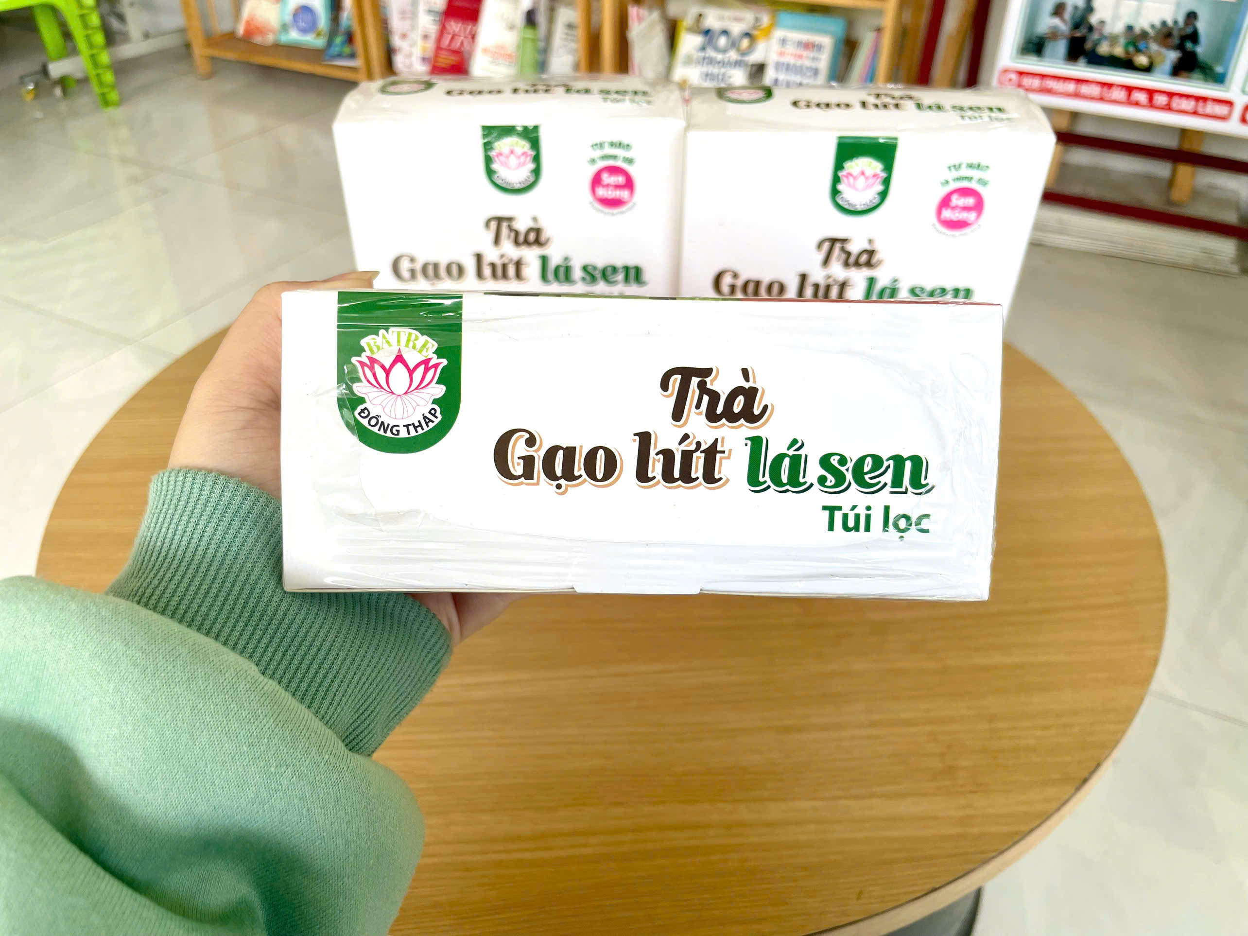 Giới thiệuGiới thiệu về Trà gạo lứt lá sen túi lọc - Ba Tre Đồng Tháp về Trà Gạo Lứt Lá Sen Túi Lọc - Ba Tre Đồng Tháp